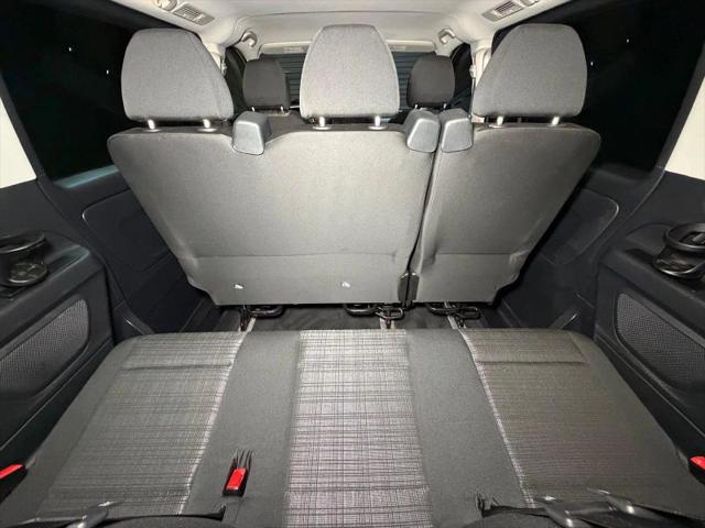 2016 Mercedes-Benz Metris Base