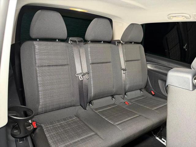 2016 Mercedes-Benz Metris Base