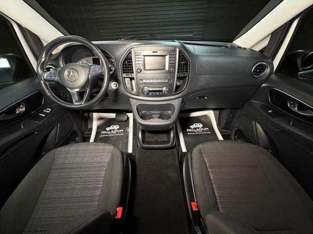 2016 Mercedes-Benz Metris Base