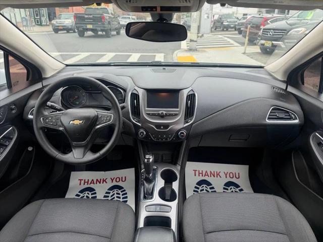 2018 Chevrolet Cruze LT Auto