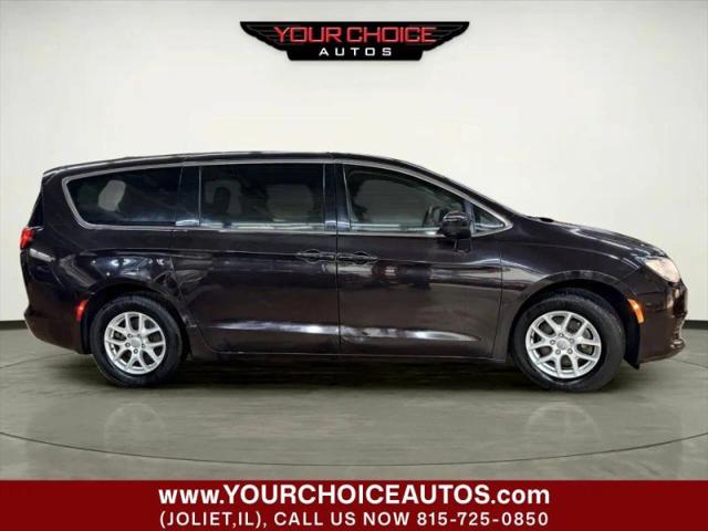2017 Chrysler Pacifica Touring