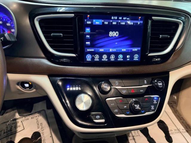 2017 Chrysler Pacifica Touring