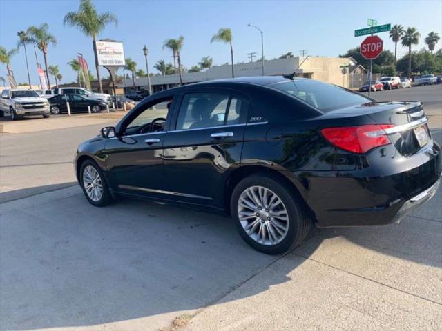 2012 Chrysler 200 Limited
