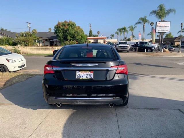 2012 Chrysler 200 Limited