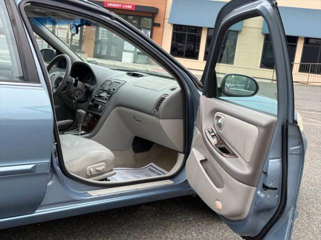 2000 Nissan Maxima GLE