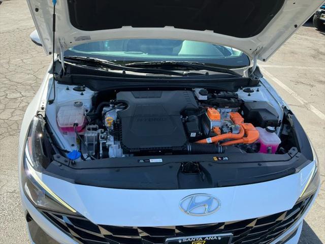 2023 Hyundai Elantra Hybrid Limited