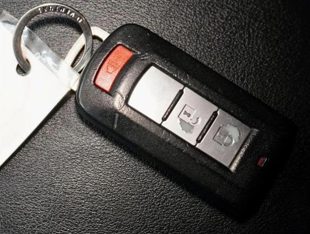 2019 Mitsubishi Outlander SE
