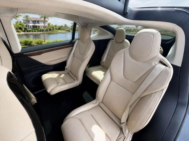 2016 Tesla Model X 75D