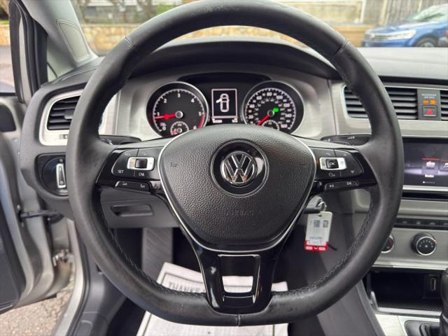 2015 Volkswagen Golf TDI S 4-Door