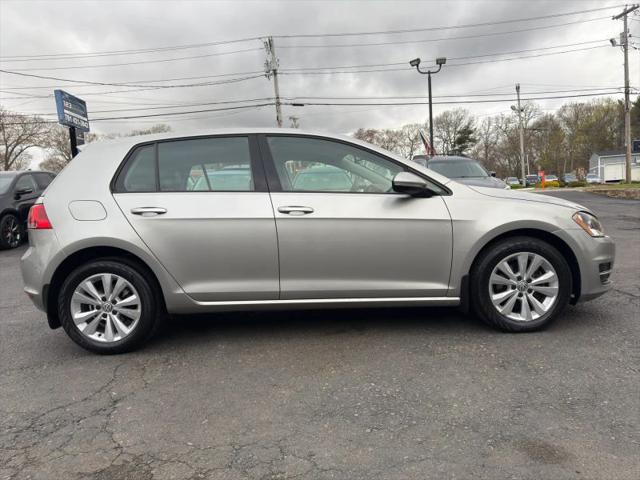 2015 Volkswagen Golf TDI S 4-Door