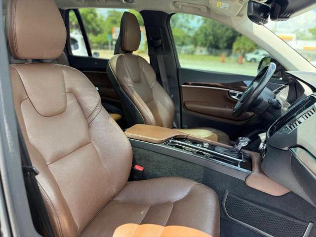 2019 Volvo XC90 T6 Momentum