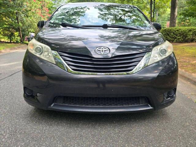 2011 Toyota Sienna LE V6
