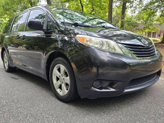 2011 Toyota Sienna LE V6