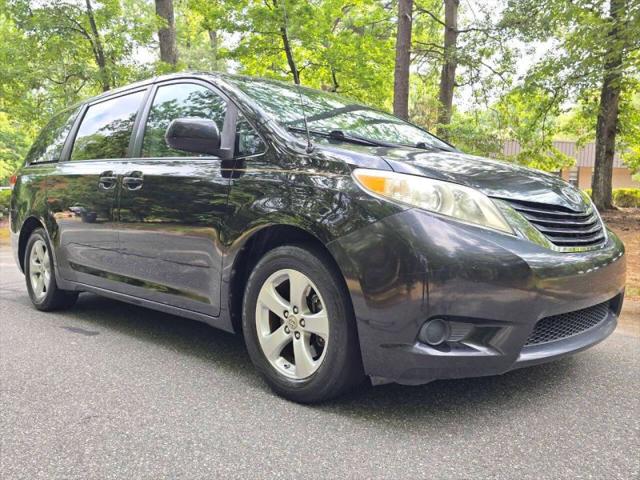2011 Toyota Sienna LE V6