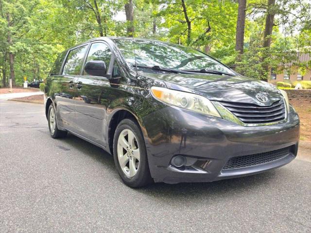 2011 Toyota Sienna LE V6