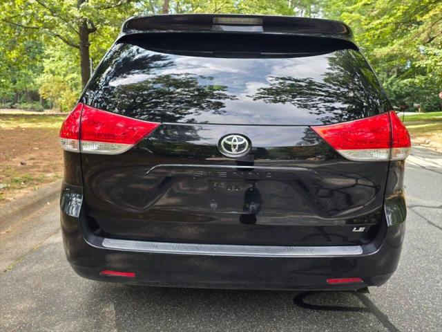 2011 Toyota Sienna LE V6