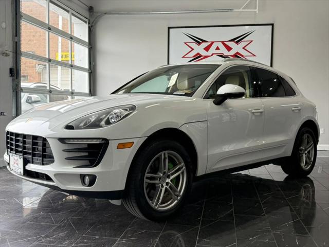 2016 Porsche Macan S