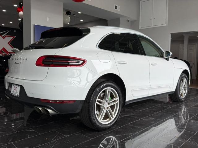 2016 Porsche Macan S