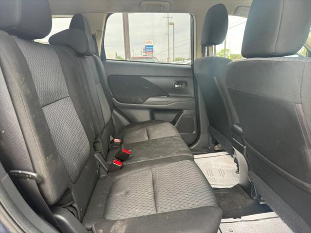 2014 Mitsubishi Outlander SE