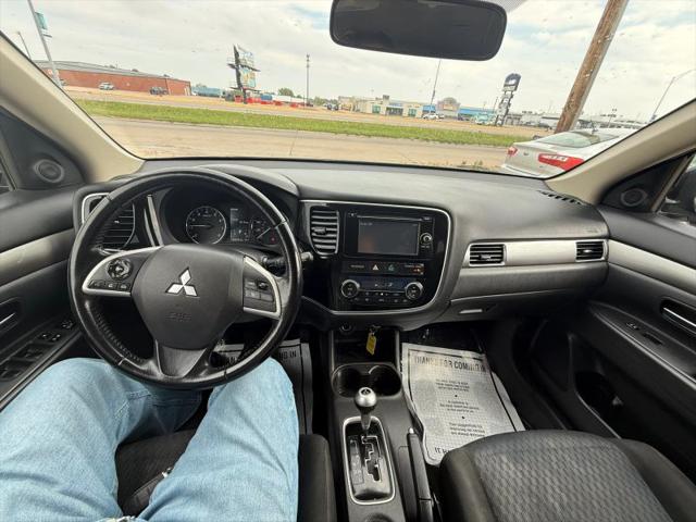 2014 Mitsubishi Outlander SE