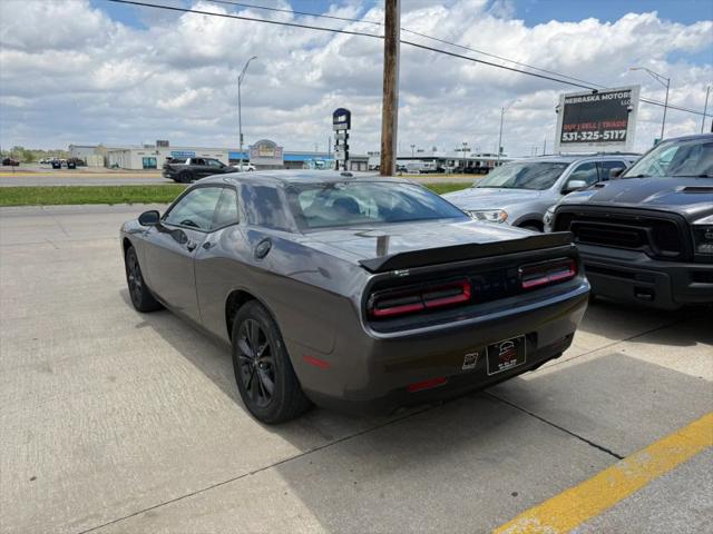 2022 Dodge Challenger SXT AWD