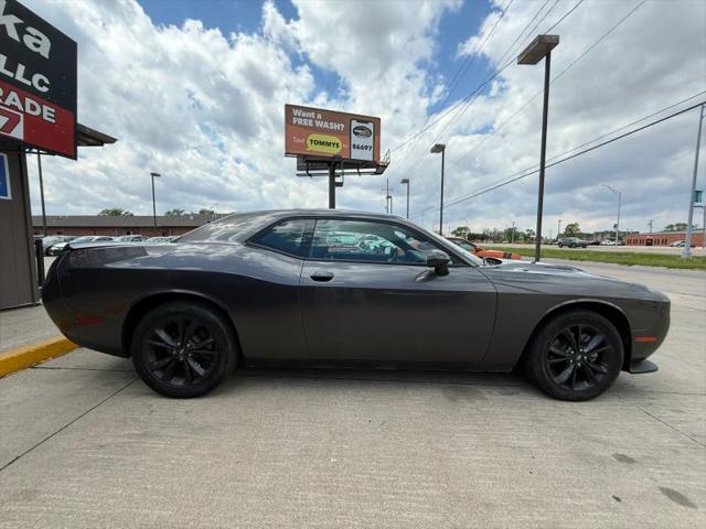2022 Dodge Challenger SXT AWD