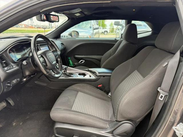 2022 Dodge Challenger SXT AWD