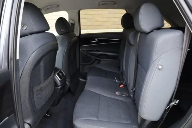 2019 Kia Sorento 2.4L LX