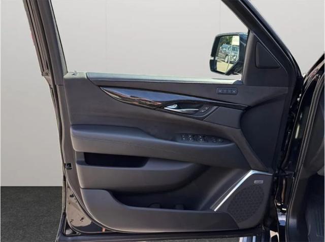 2020 Cadillac Escalade 4WD Platinum