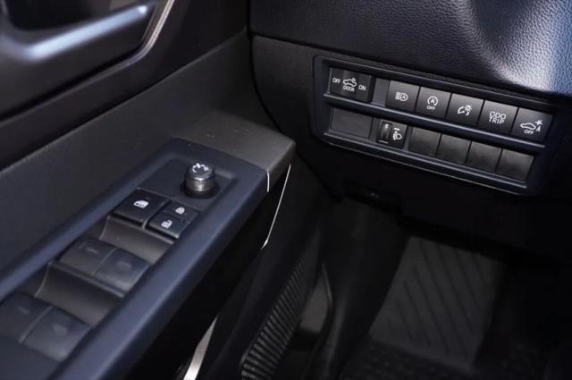 2026 Toyota Tundra SR5 CrewMax 5.5' Bed