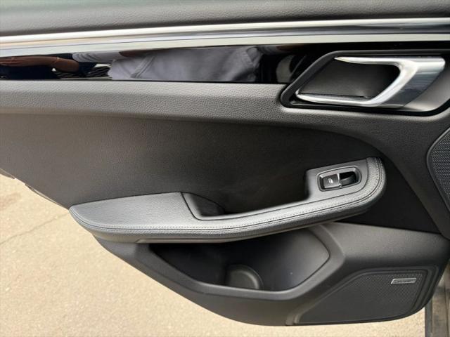 2018 Porsche Macan Base