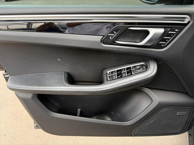 2018 Porsche Macan Base