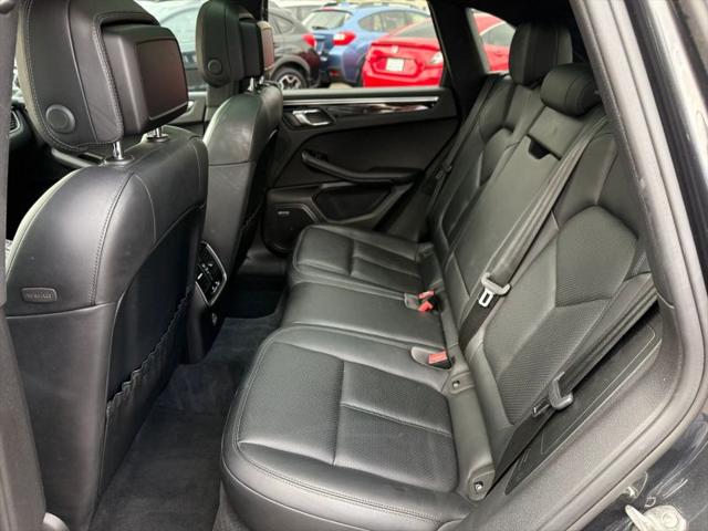 2018 Porsche Macan Base