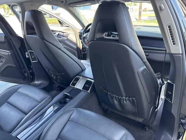 2014 Porsche Panamera 4