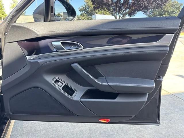 2014 Porsche Panamera 4