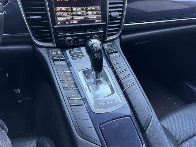 2014 Porsche Panamera 4