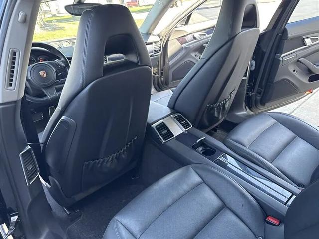 2014 Porsche Panamera 4