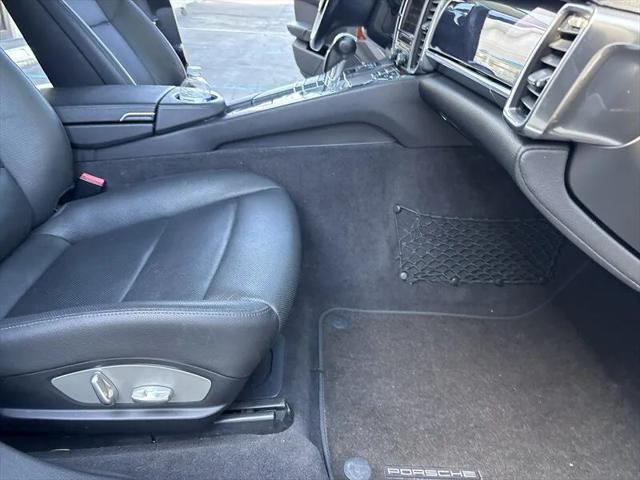 2014 Porsche Panamera 4
