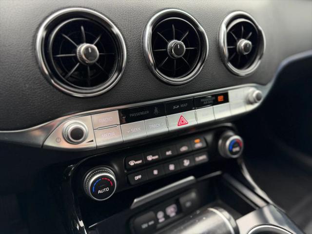 2019 Kia Stinger Base