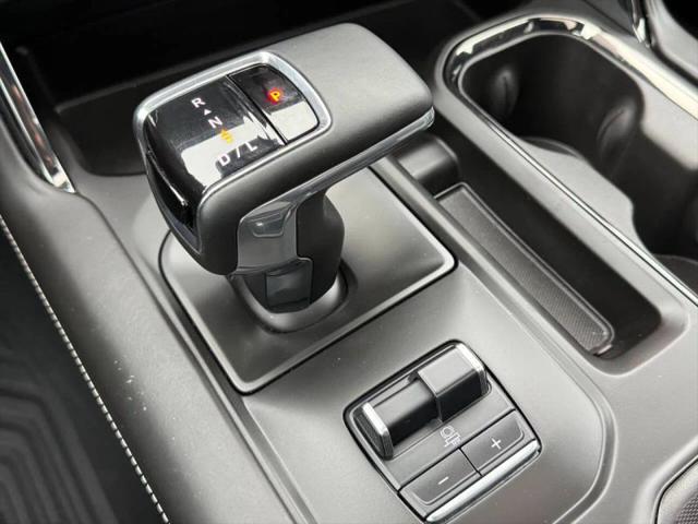 2023 GMC Sierra 1500 4WD Crew Cab Short Box AT4X
