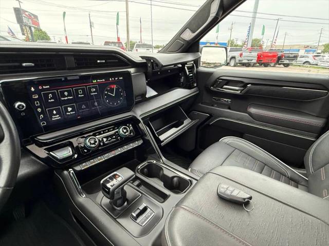 2023 GMC Sierra 1500 4WD Crew Cab Short Box AT4X