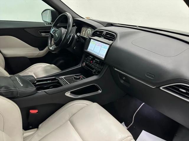 2017 Jaguar F-PACE First Edition