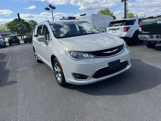 2019 Chrysler Pacifica Touring L