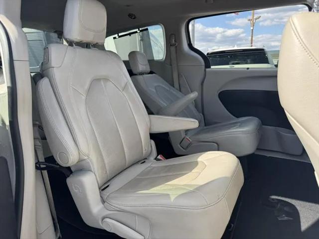 2019 Chrysler Pacifica Touring L