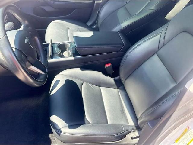 2019 Tesla Model 3 Mid Range