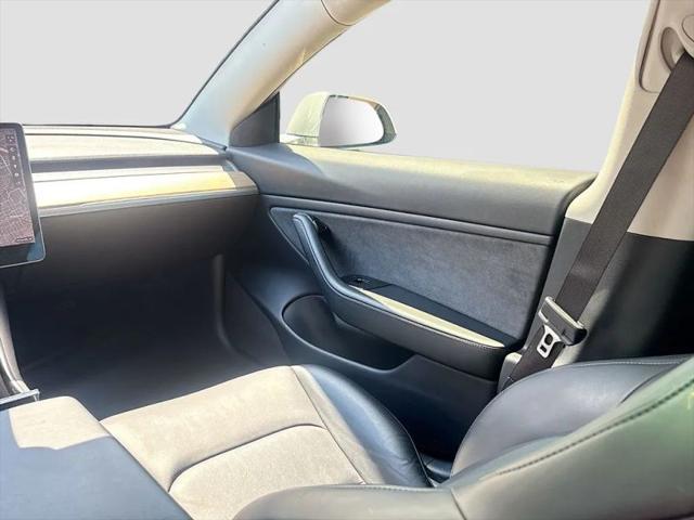2019 Tesla Model 3 Mid Range