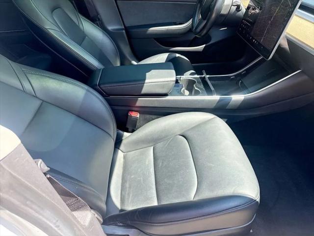 2019 Tesla Model 3 Mid Range
