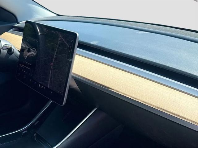 2019 Tesla Model 3 Mid Range