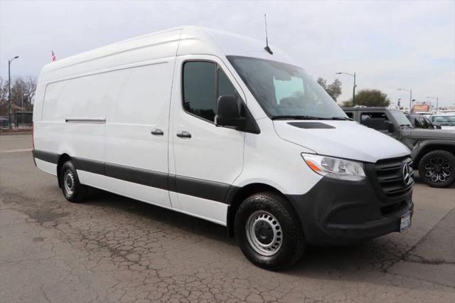 2023 Mercedes-Benz Sprinter 2500 High Roof 4-Cyl Diesel HO
