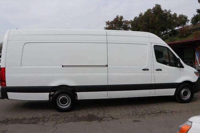 2023 Mercedes-Benz Sprinter 2500 High Roof 4-Cyl Diesel HO